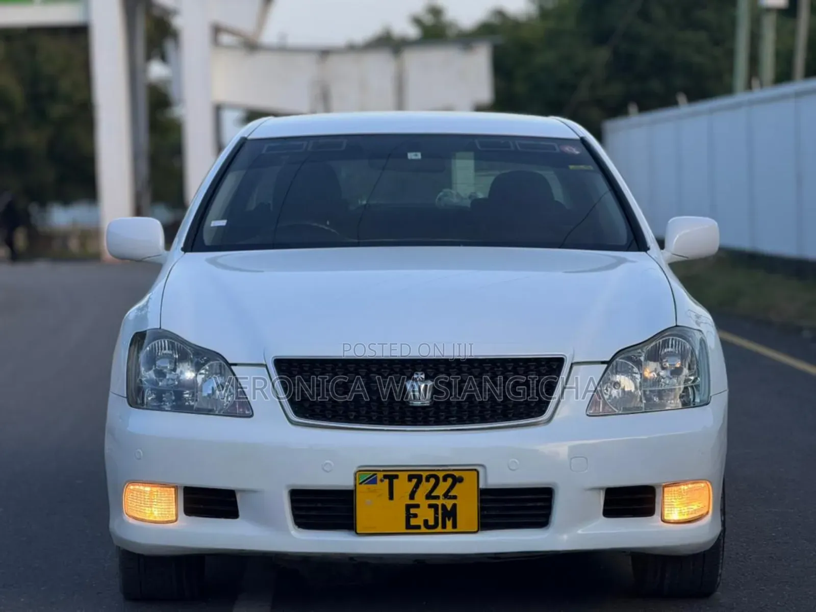 Toyota Crown 2007 White