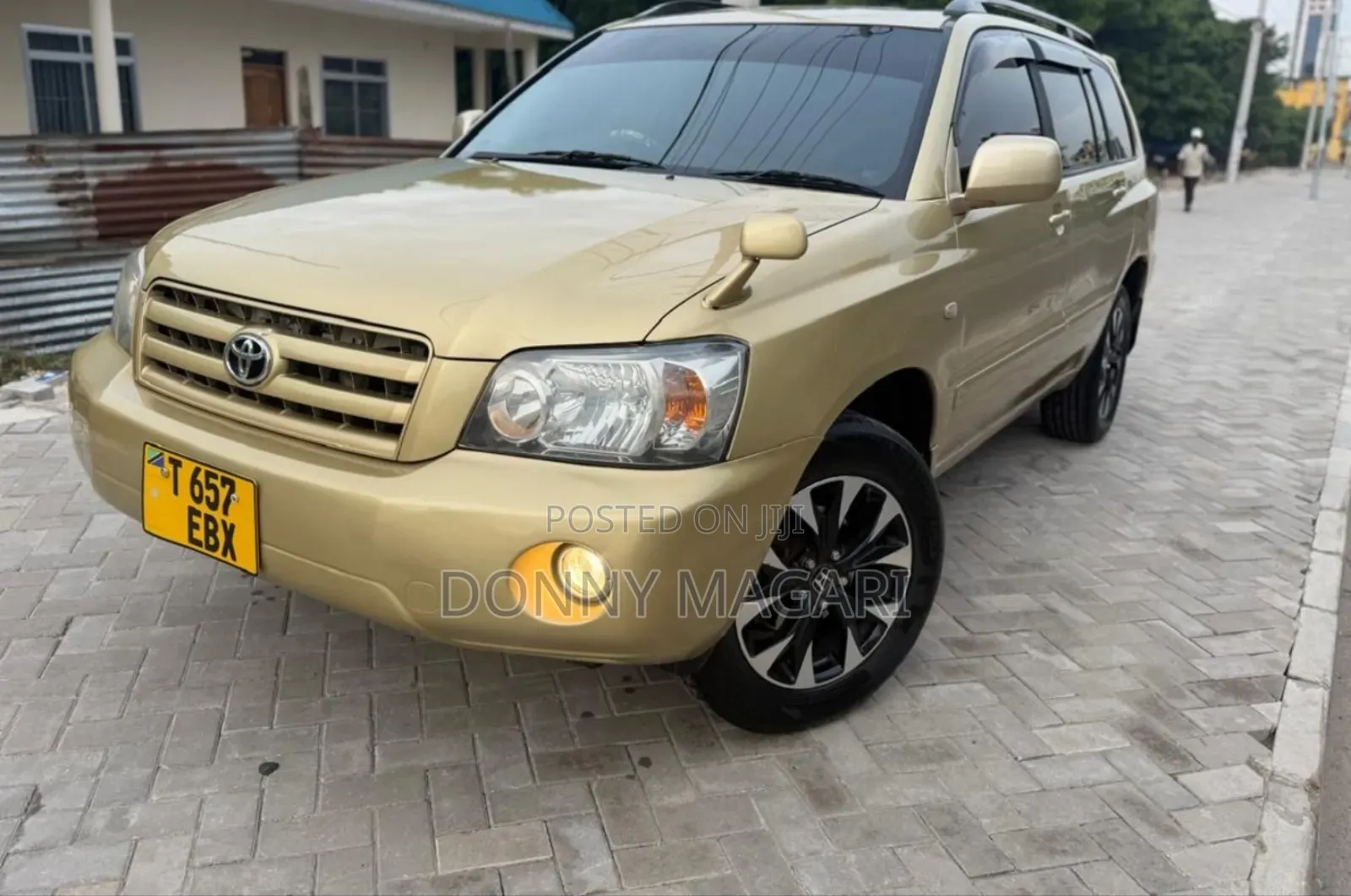 Toyota Kluger 2003 Gold
