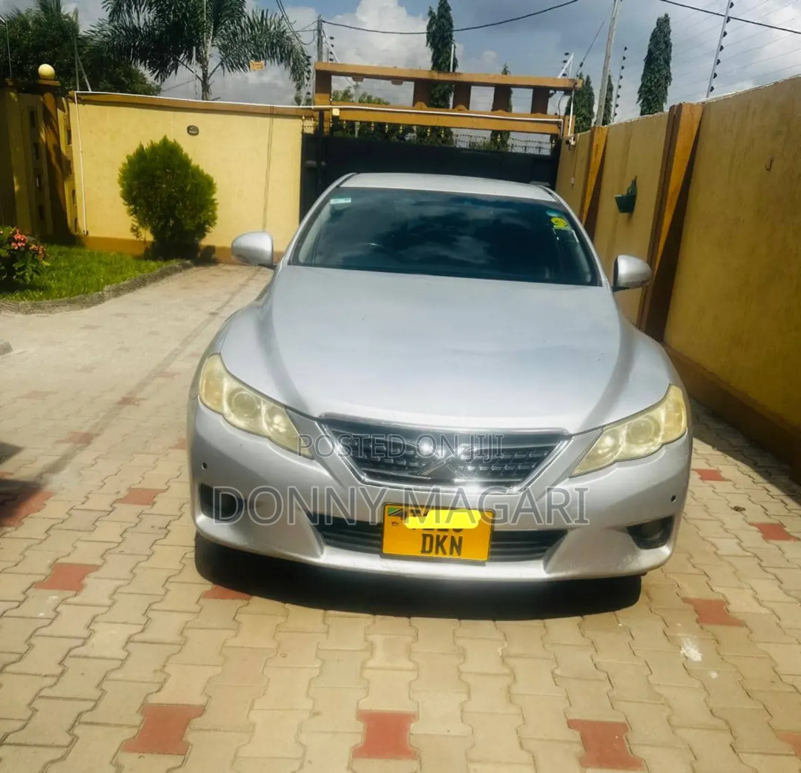 Toyota Mark X 2009 Silver