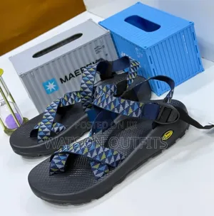 Men's Leather Sandals Chaco Brand New Very Classic and Stylish