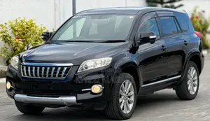 Toyota Vanguard 2012 Black