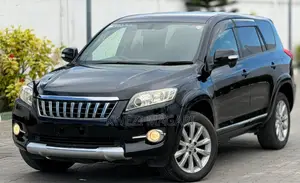 Toyota Vanguard 2012 Black