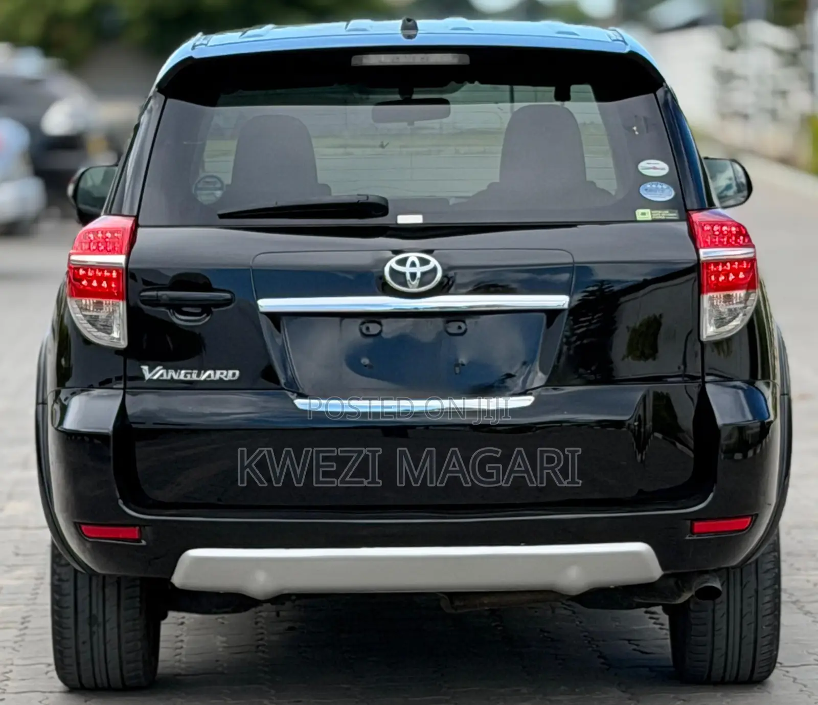 Toyota Vanguard 2012 Black