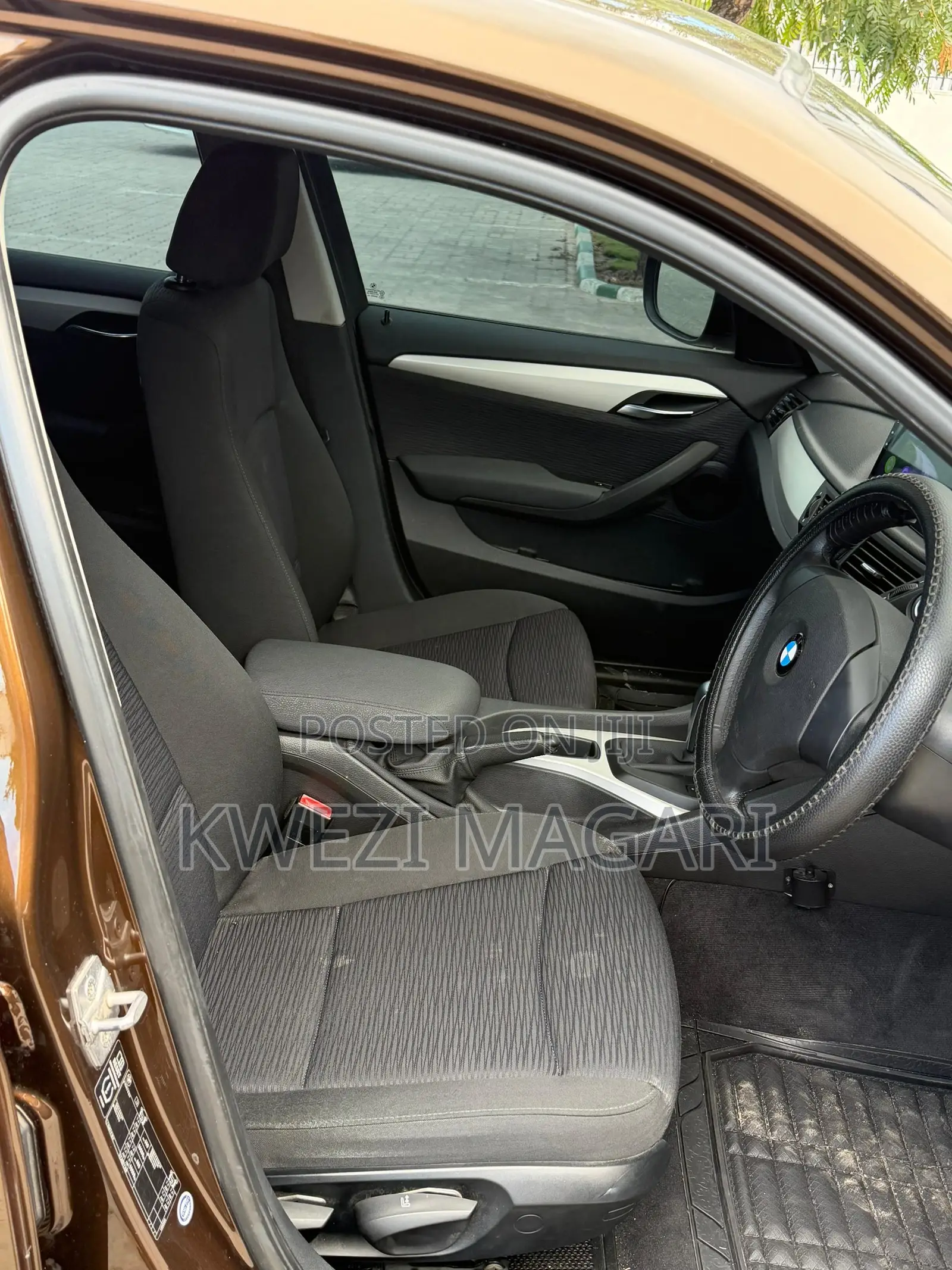 BMW X1 2011 Brown