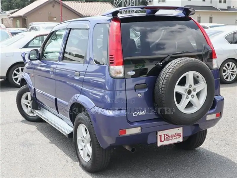 Toyota Cami 2004 Blue