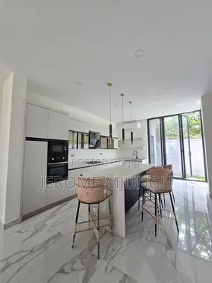 Furnished 5bdrm Villa in Oyster Bay for rent