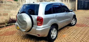 Toyota RAV4 1.8 2005 Silver