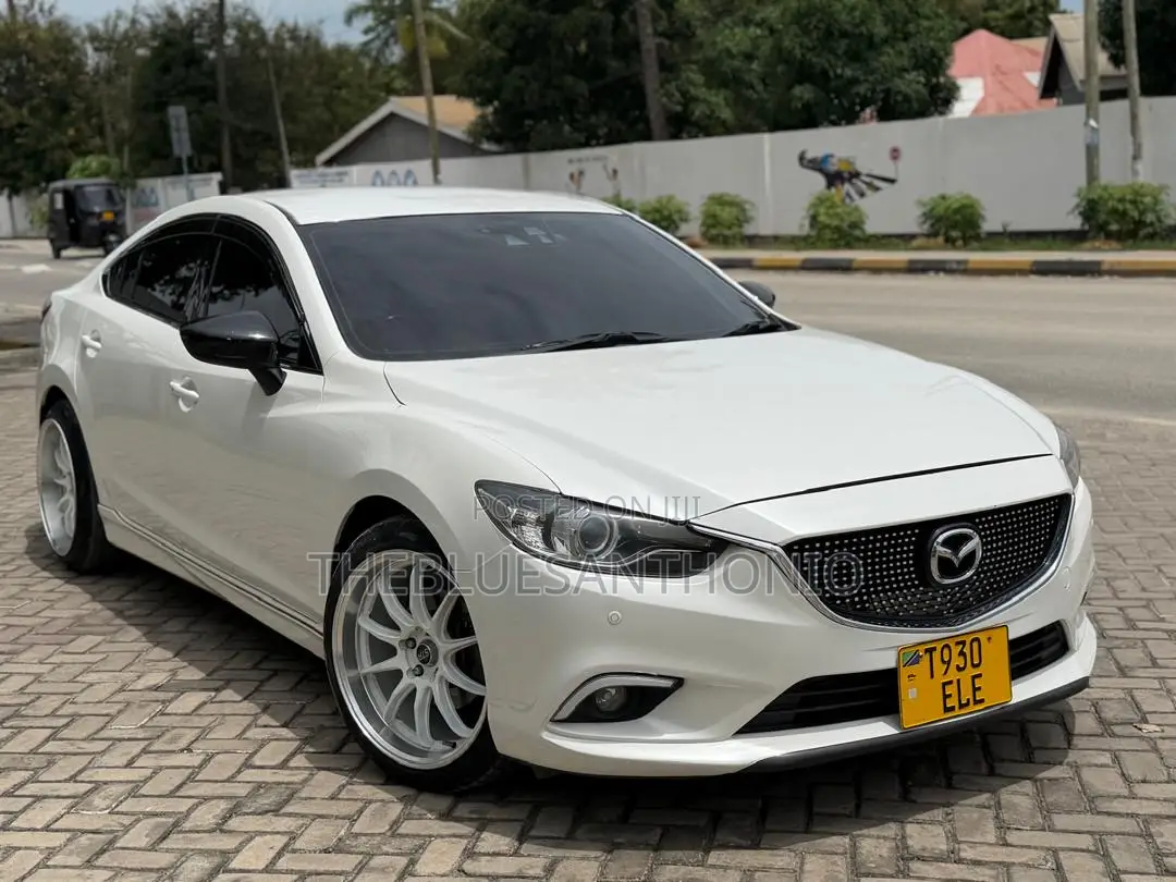 Mazda Atenza 2014 White