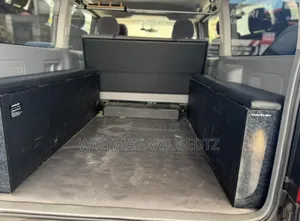 Toyota Quantum 2010 Black