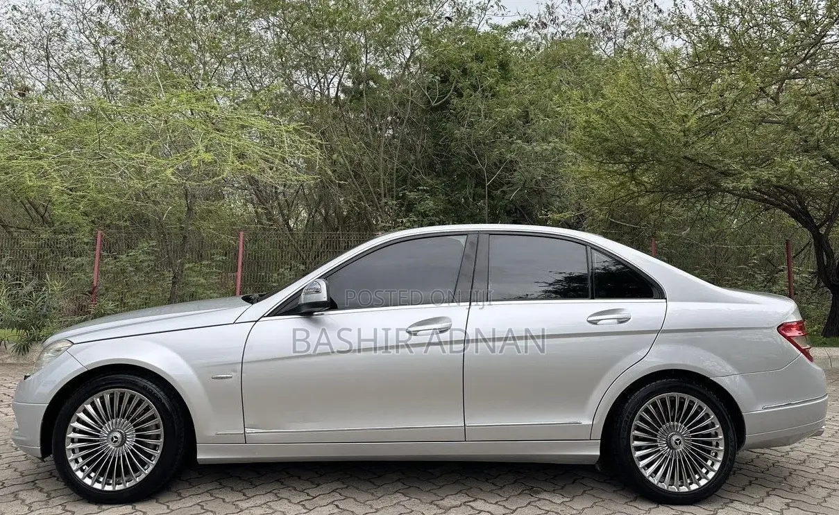 Mercedes-Benz C200 2008 Silver