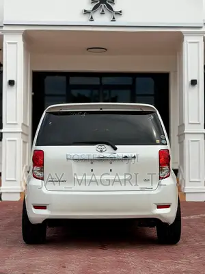 Toyota Corolla Rumion 2009 White