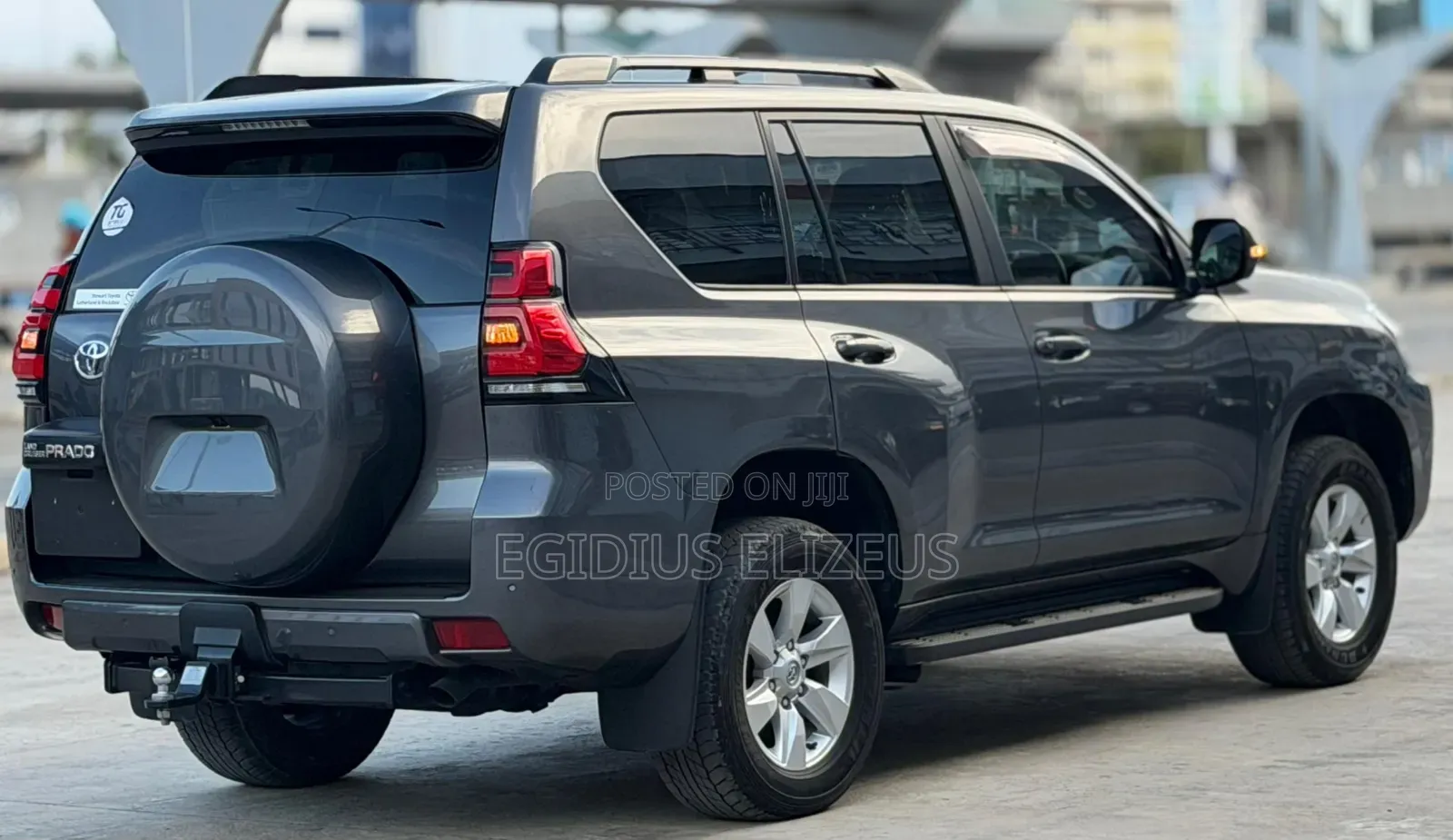 Toyota Land Cruiser Prado 2022 Gray