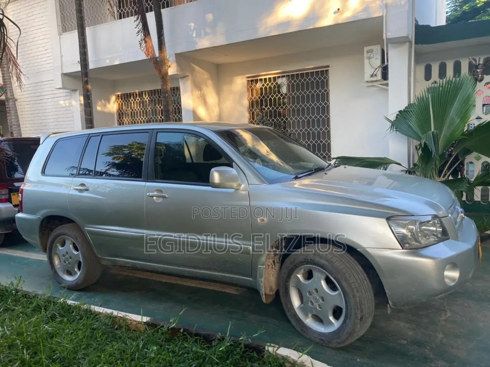 Toyota Land Cruiser Prado 2022 Gray
