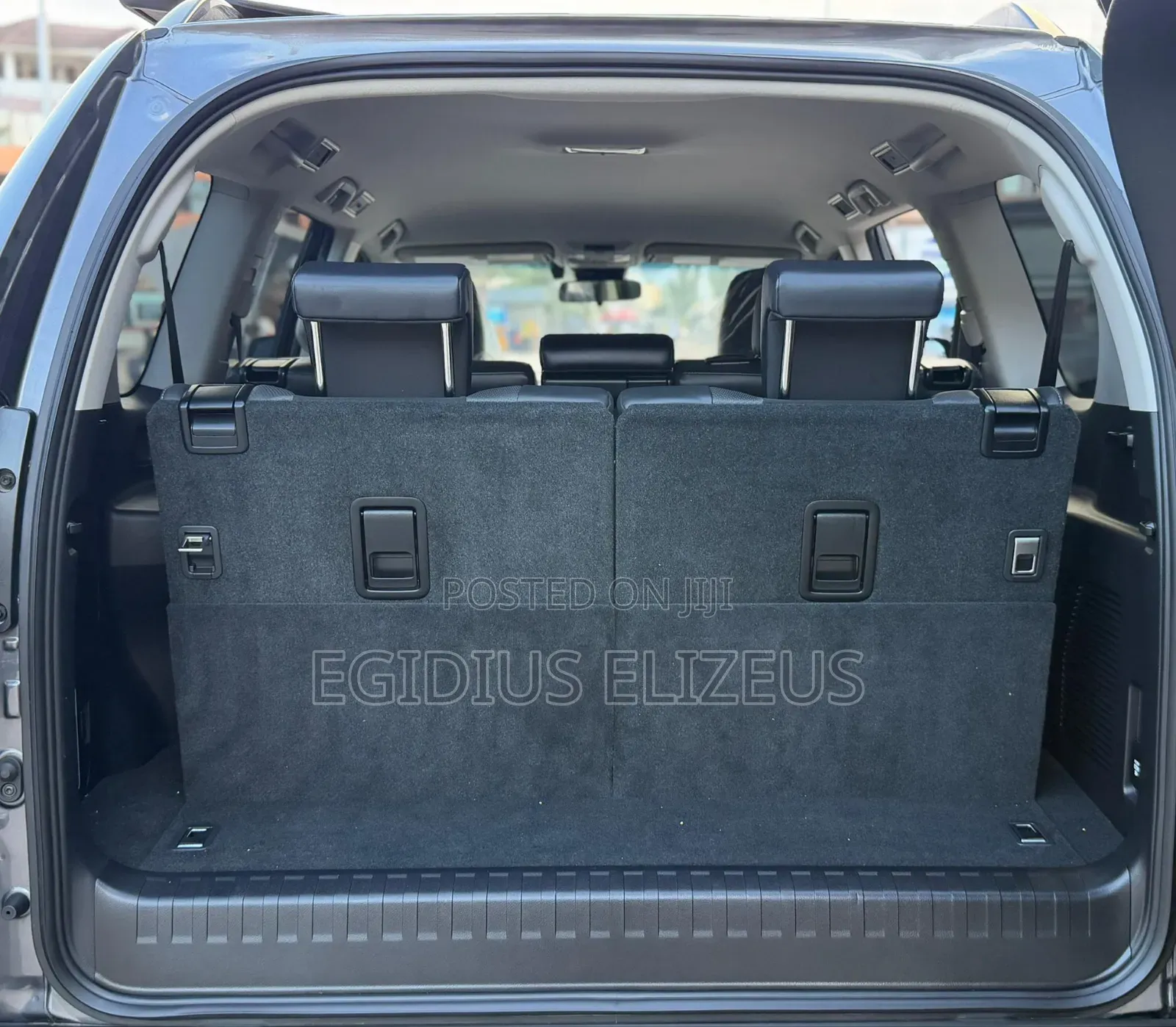 Toyota Land Cruiser Prado 2022 Gray