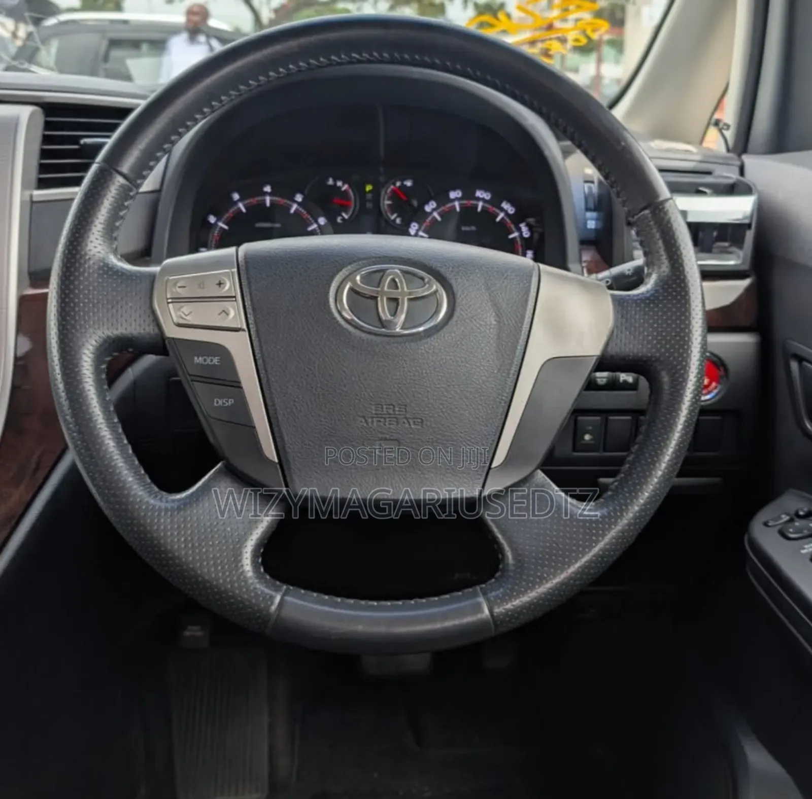 Toyota Alphard 2.4 Petrol AWD 2012 Off white
