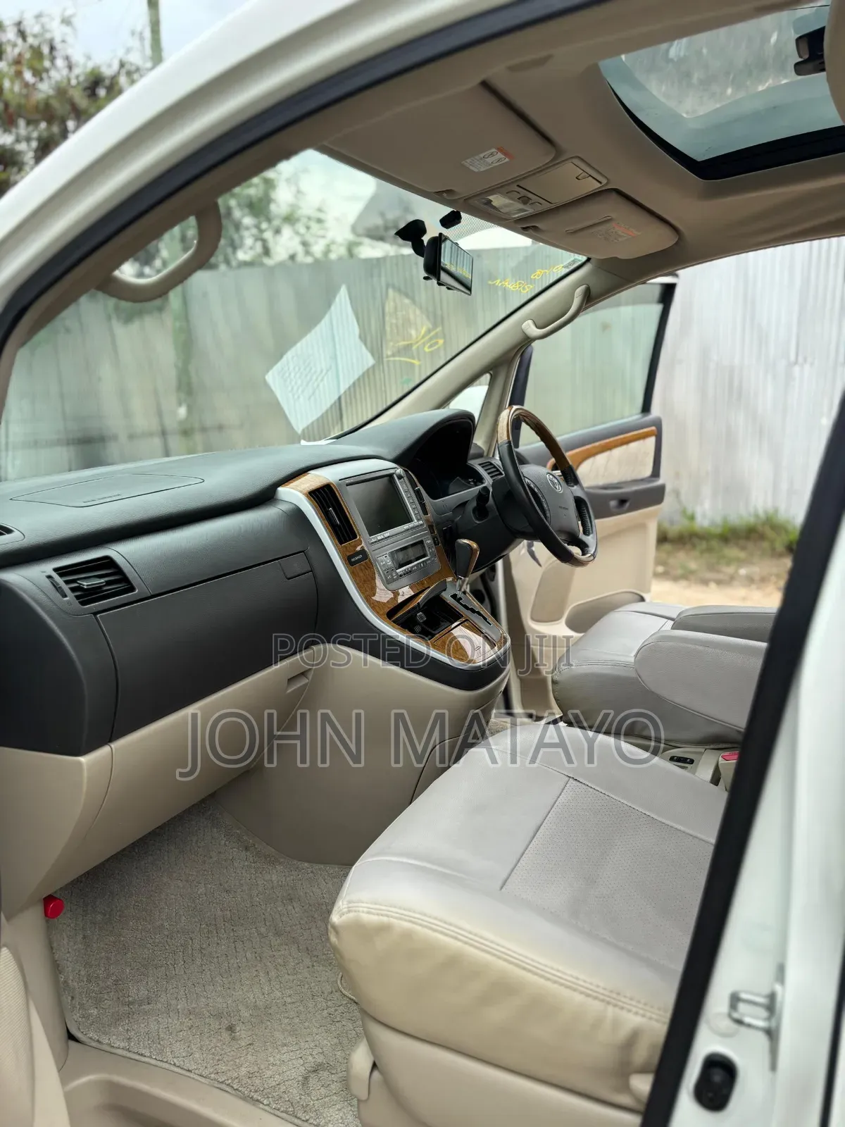 Toyota Alphard 2005 White