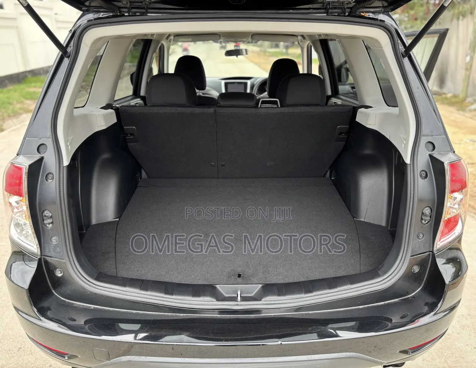 Subaru Forester 2011 Black