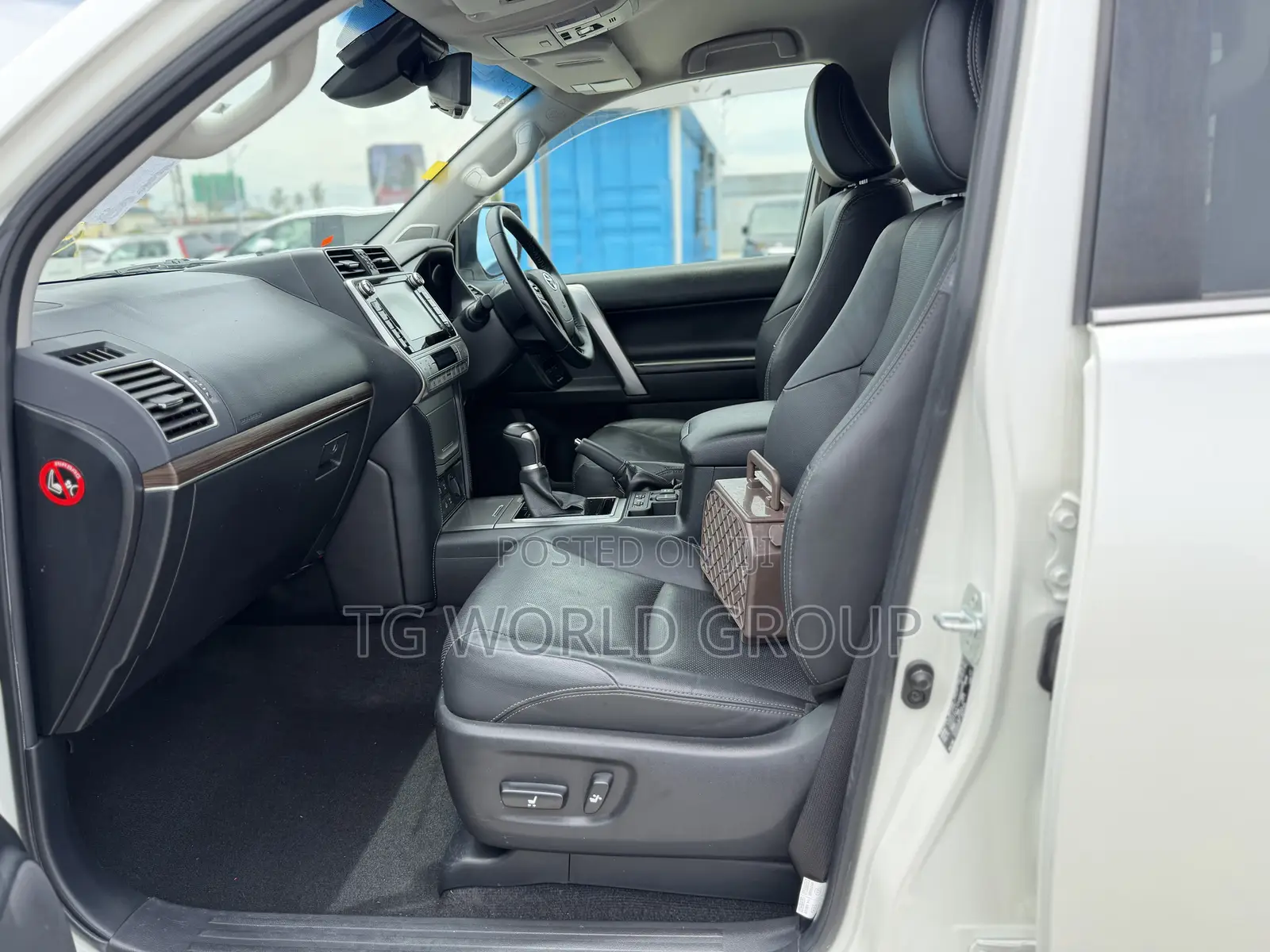 Toyota Land Cruiser Prado 2.8 2019 White