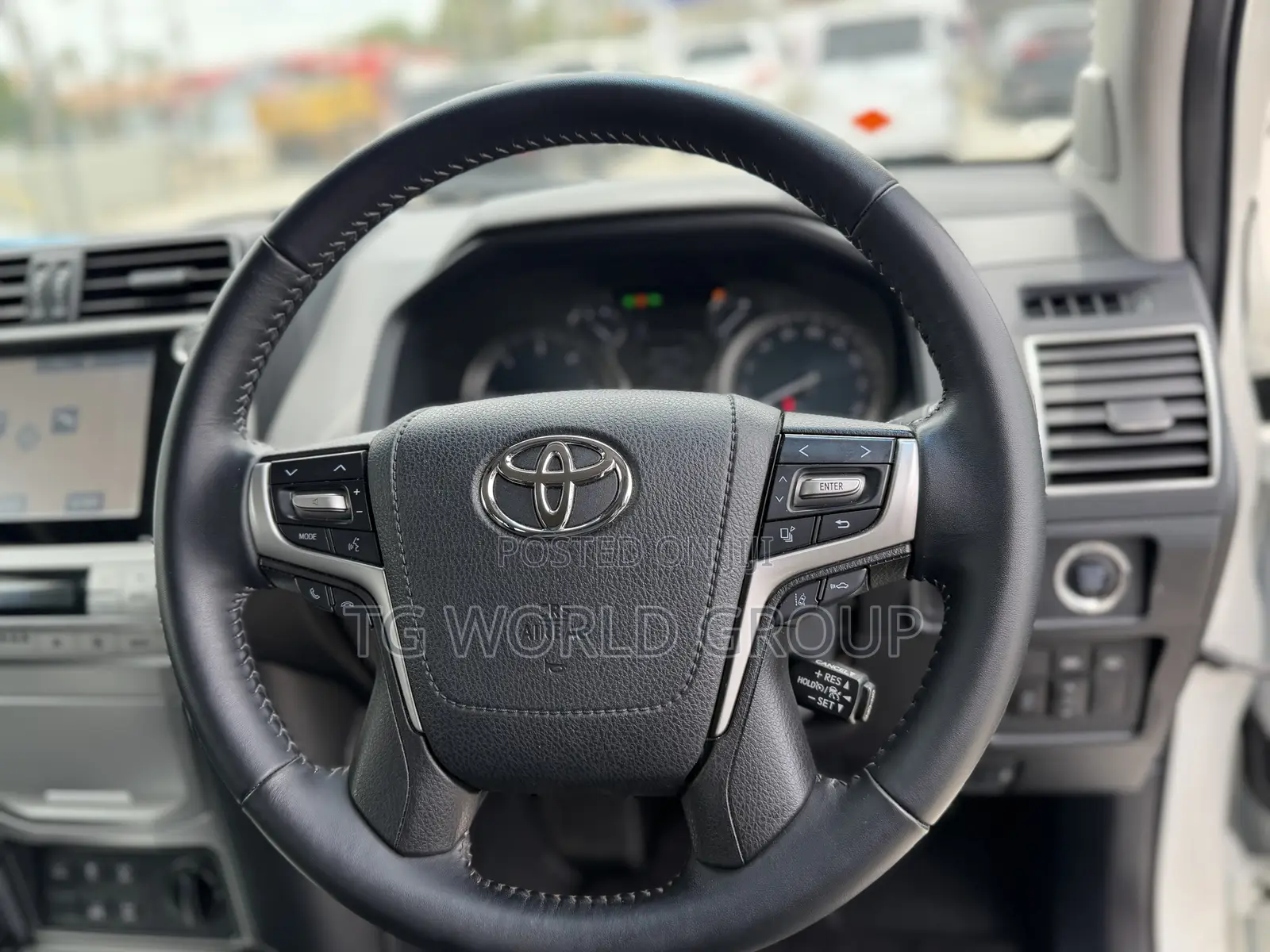 Toyota Land Cruiser Prado 2.8 2019 White