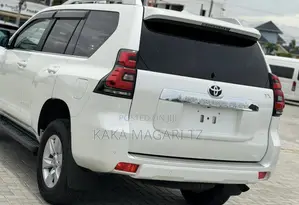 Toyota Land Cruiser Prado 2019 White
