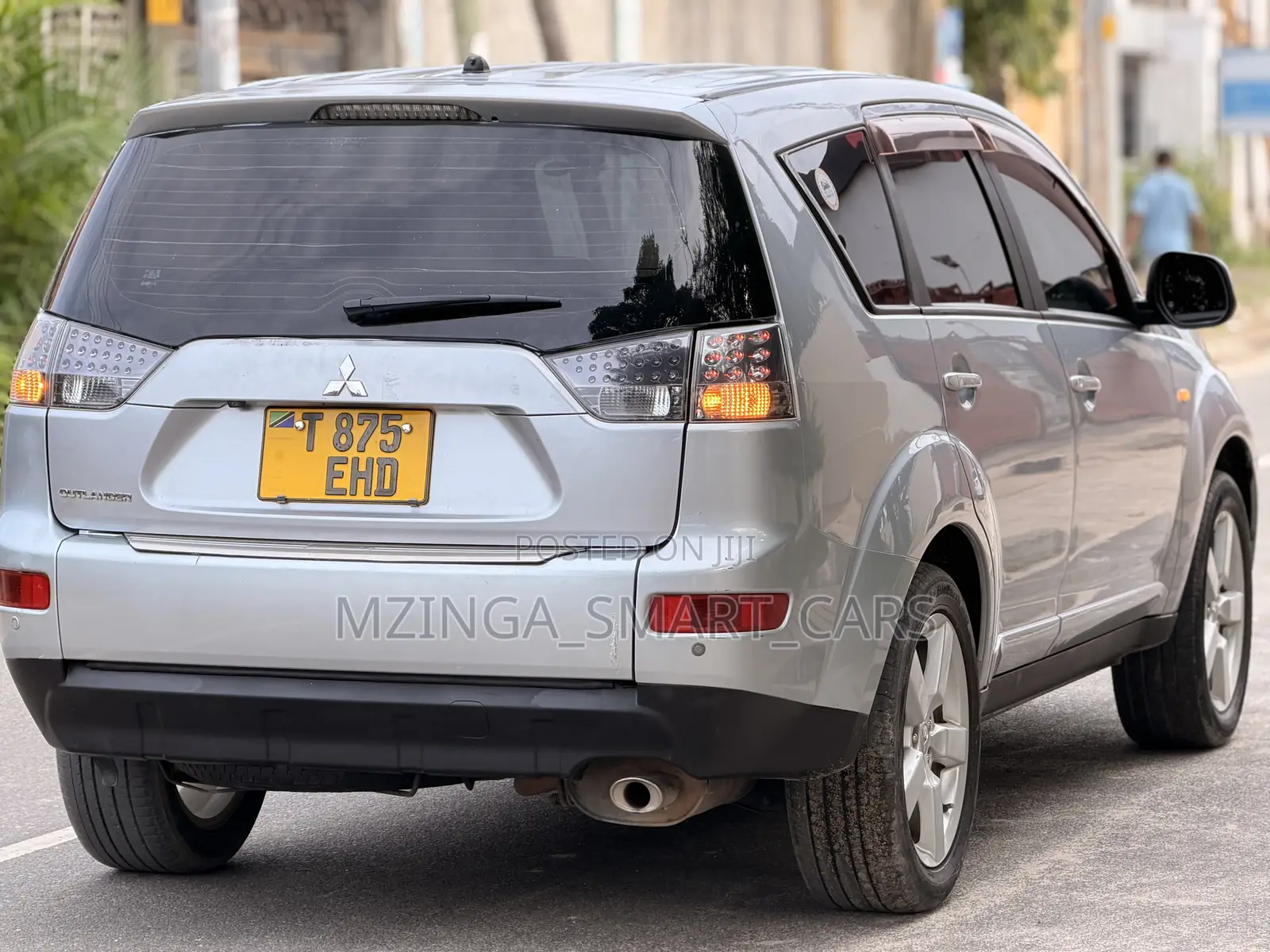 Mitsubishi Outlander 2010 Silver