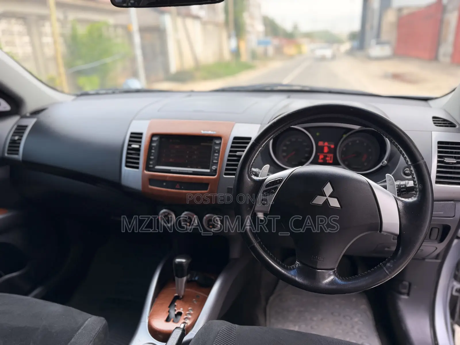 Mitsubishi Outlander 2010 Silver
