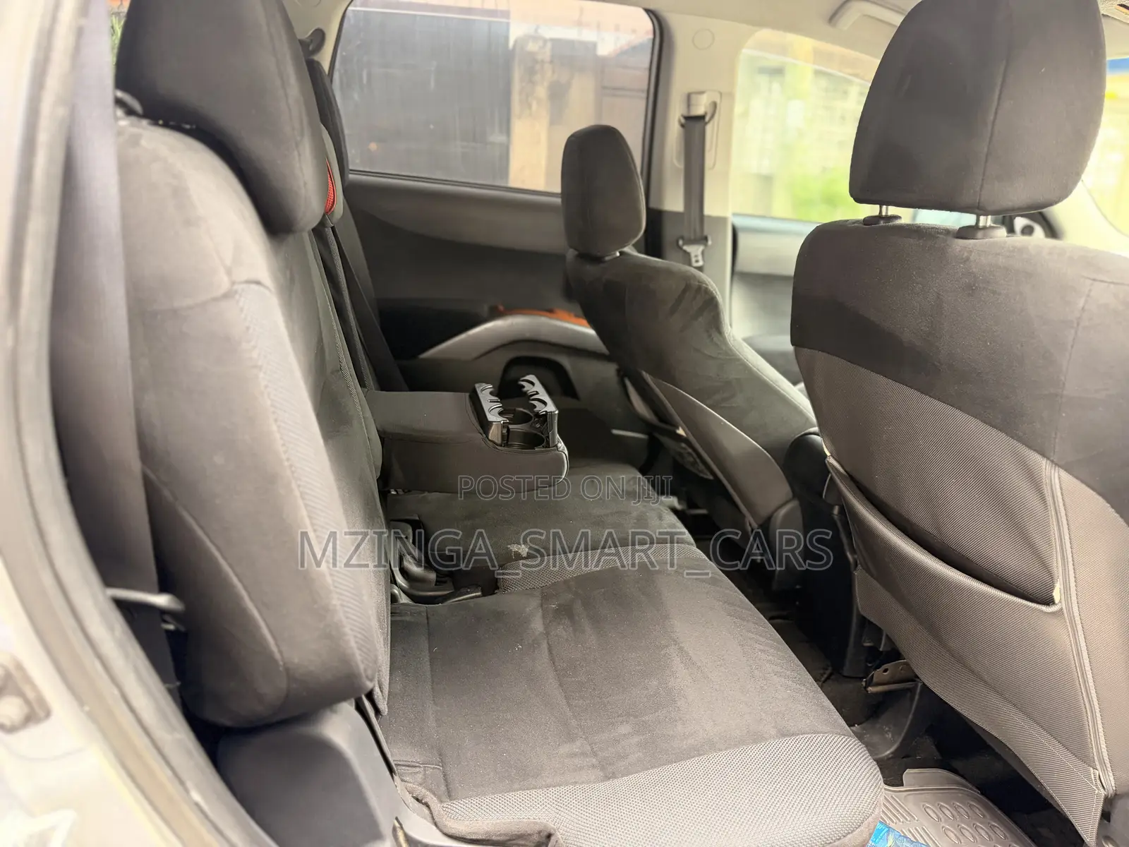 Mitsubishi Outlander 2010 Silver