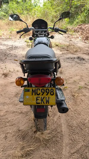 Bajaj Boxer 125 2025 Black