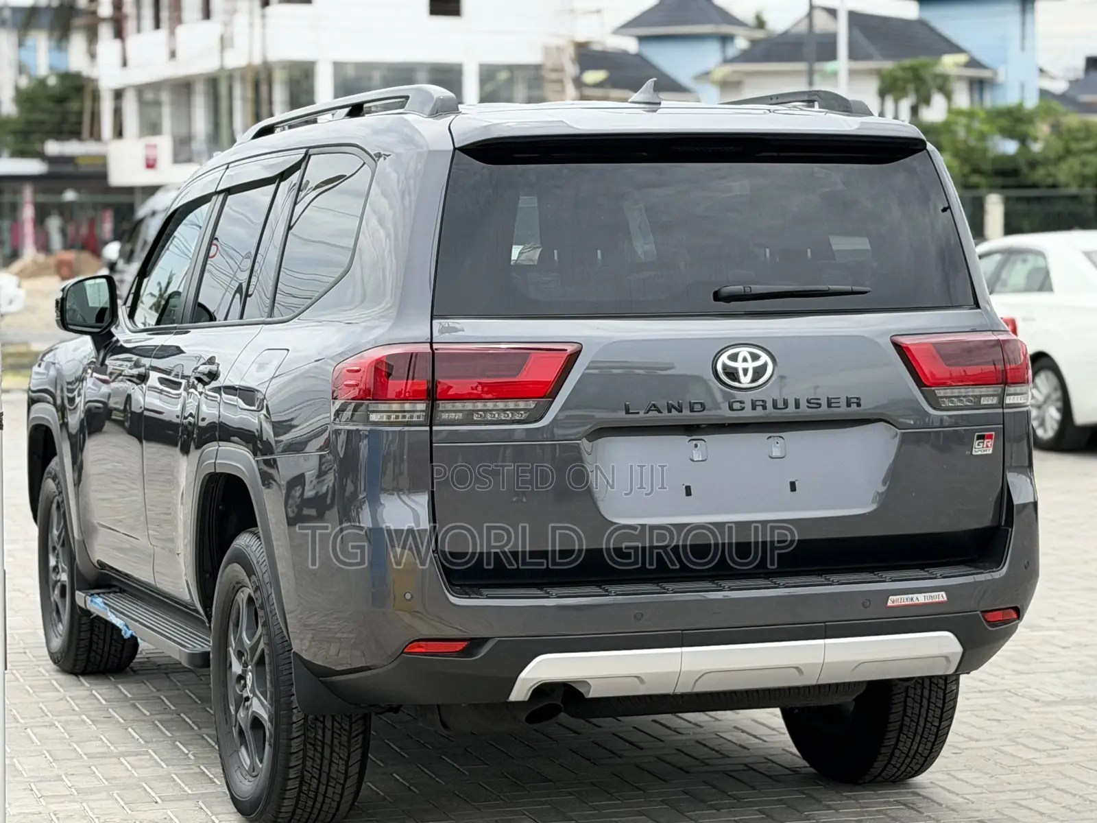 New Toyota Land Cruiser LC300 2023 Gray
