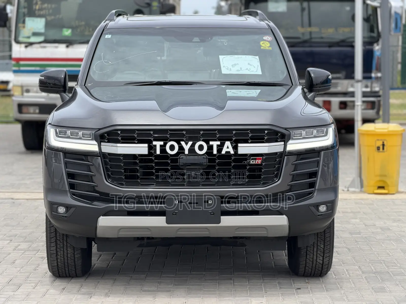 New Toyota Land Cruiser LC300 2023 Gray