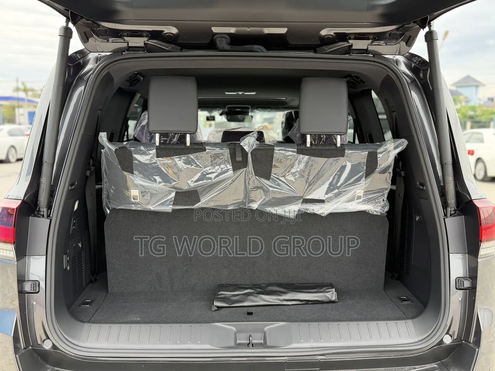 New Toyota Land Cruiser LC300 2023 Gray