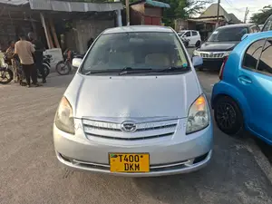 Toyota Corolla Spacio 2005 Silver