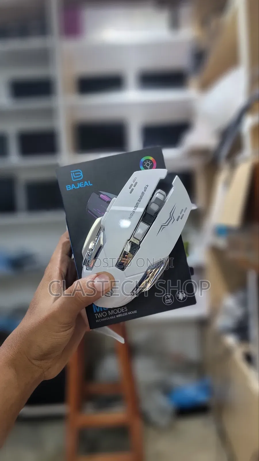 Wireless Rechargeable Gaming Mouse M500