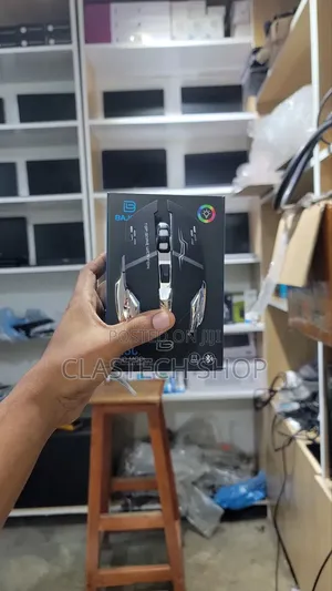 Wireless Rechargeable Gaming Mouse M500