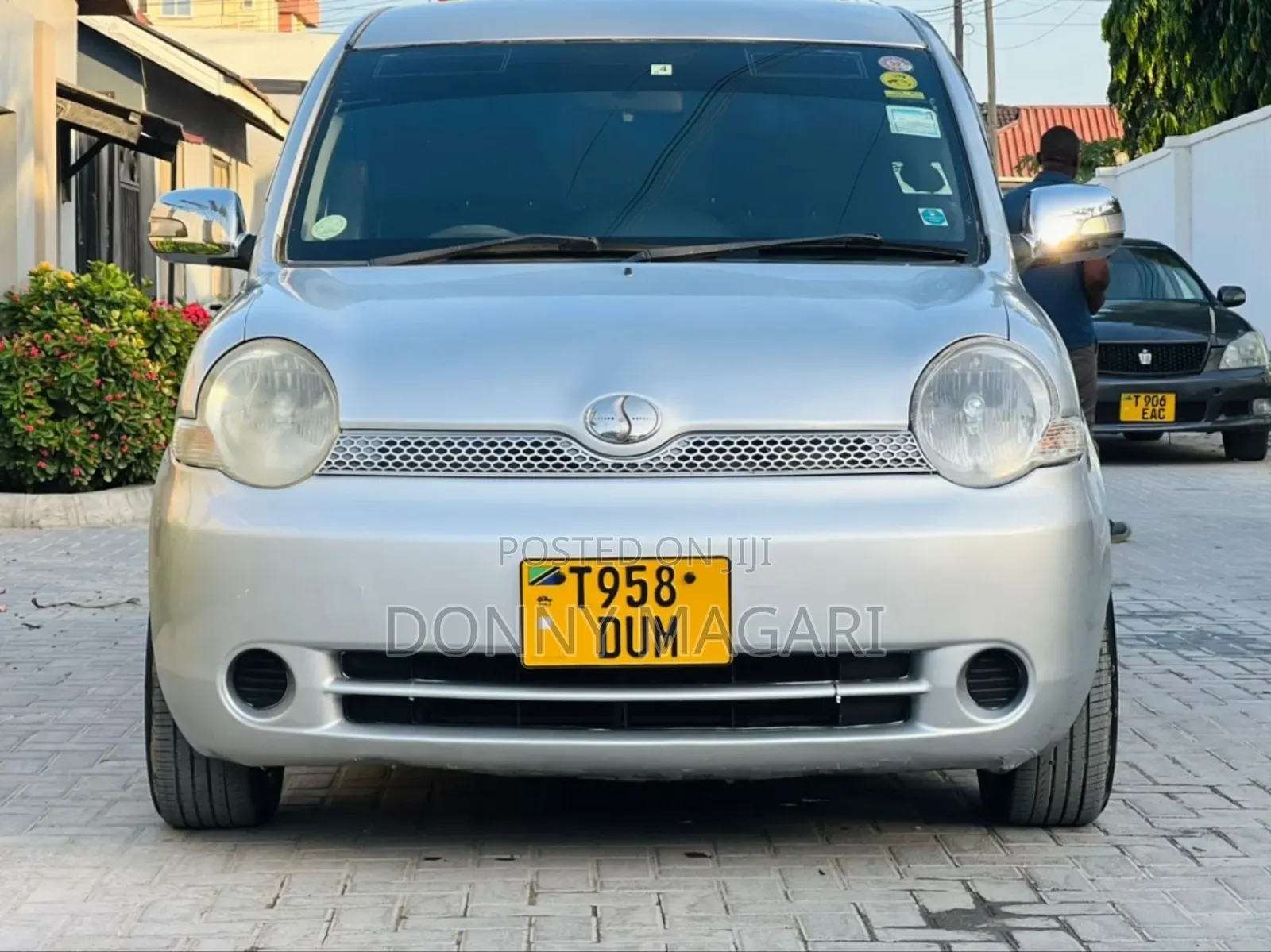 Toyota Sienta 1.5 AWD 2006 Silver