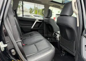 Toyota Land Cruiser Prado 2019 Black