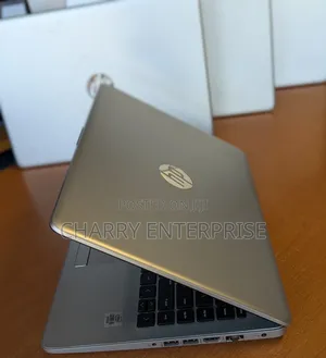 Laptop HP 340s G7 8GB Intel Core i5 SSD 256GB