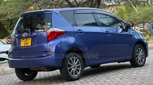 Toyota Ractis 1.5 AWD 2011 Blue