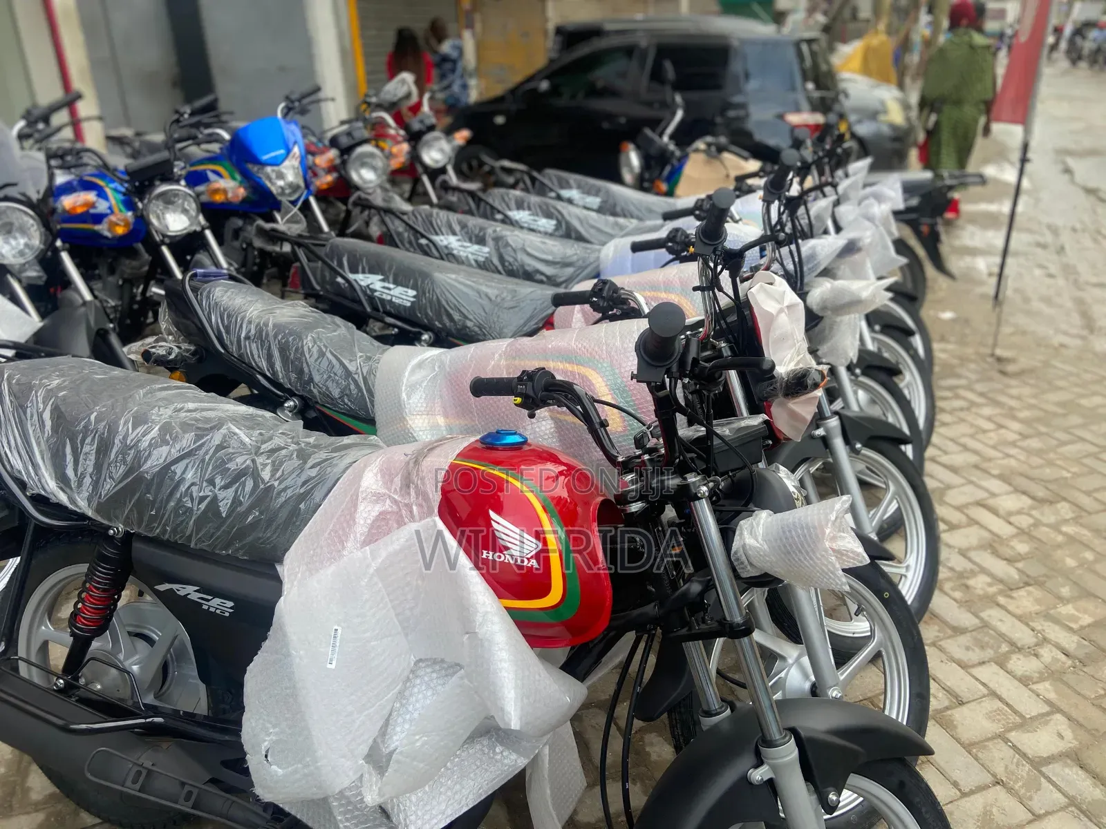 New Honda CB 2023 Black