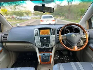 Toyota Harrier 2005 Silver