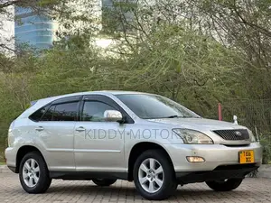 Toyota Harrier 2005 Silver