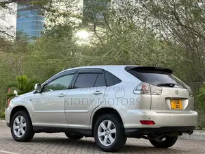 Toyota Harrier 2005 Silver