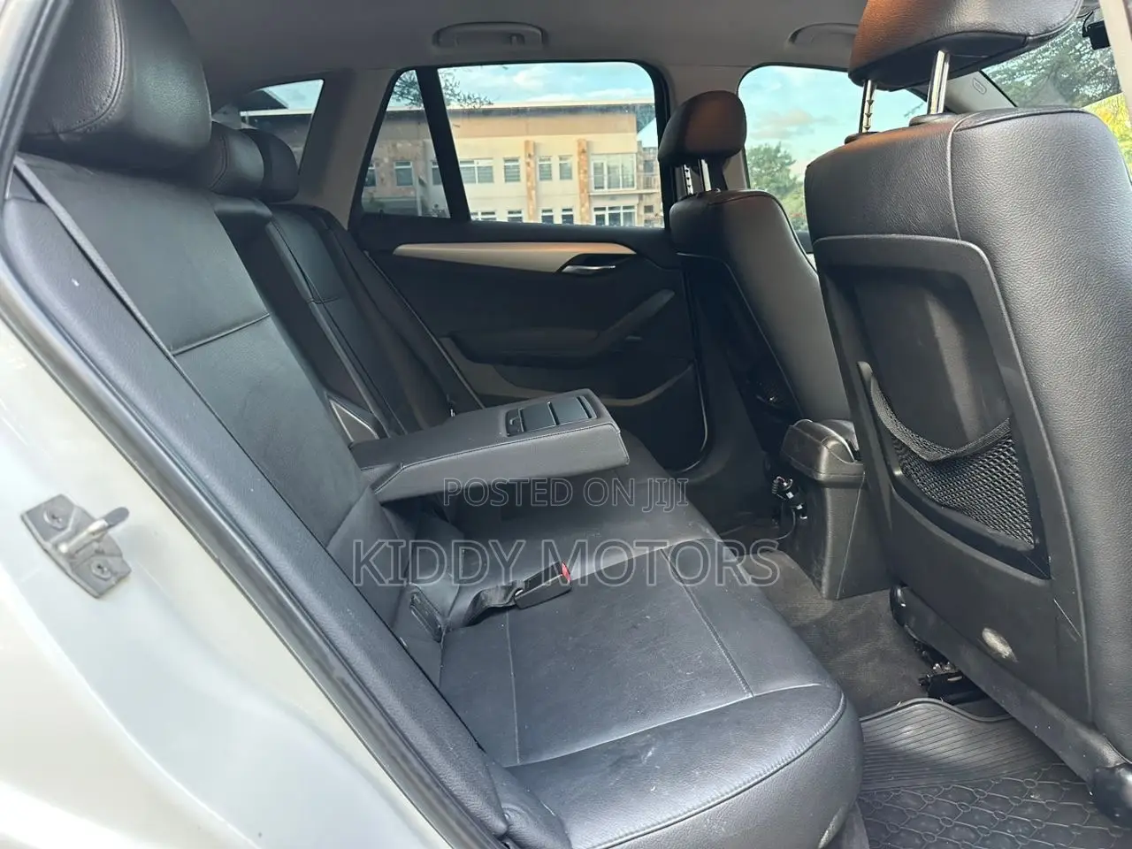 BMW X1 2011 Pearl