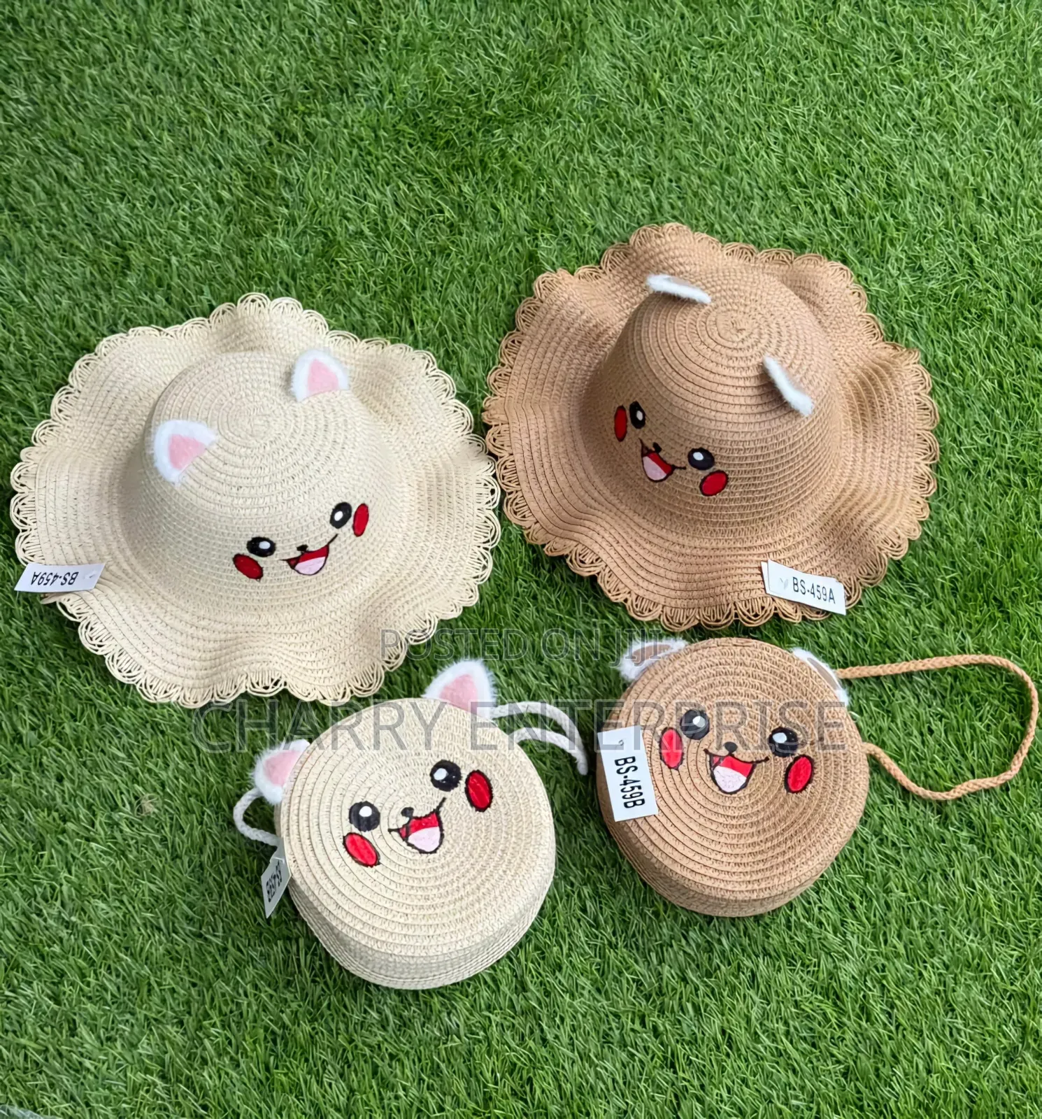 Kids Set of Bag and Hat
High Quality Classic Look