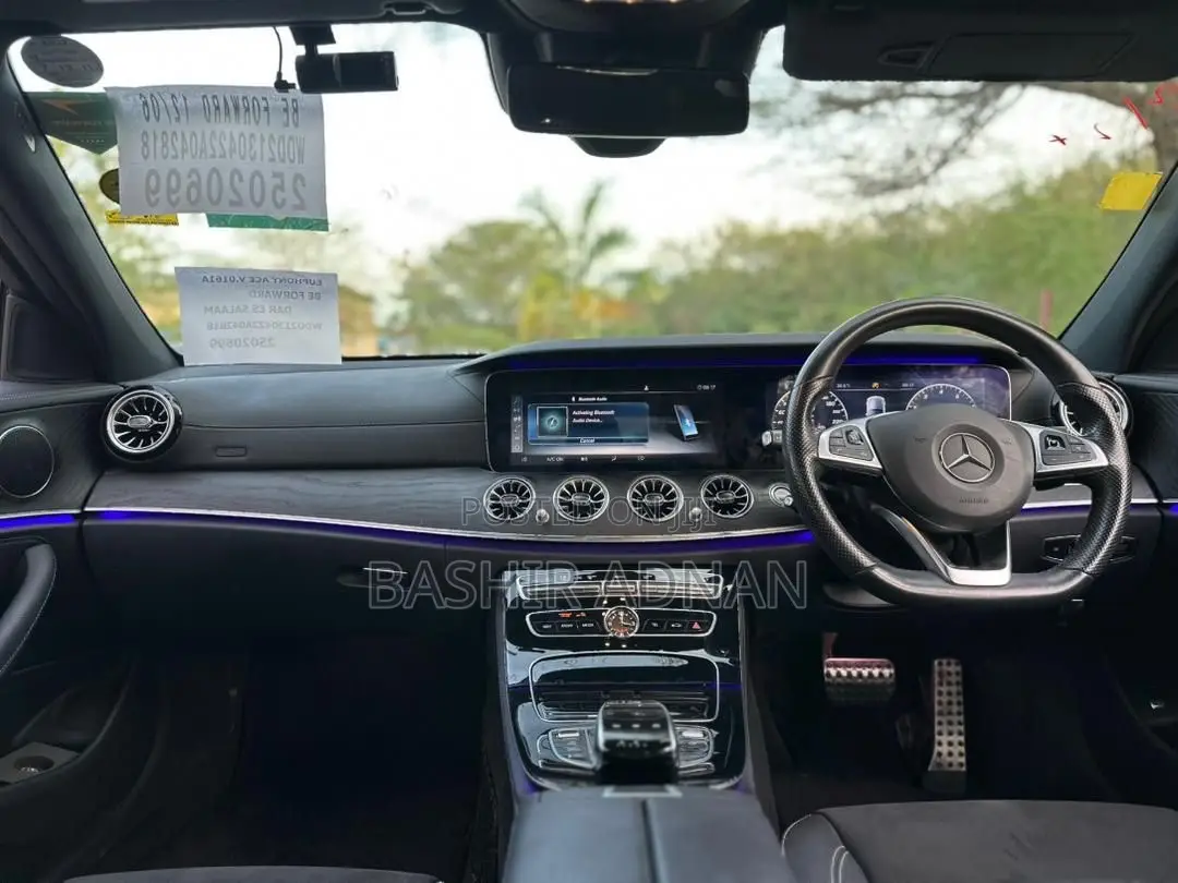 Mercedes-Benz E200 2016 Blue