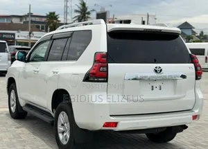 Toyota Land Cruiser Prado 2019 White