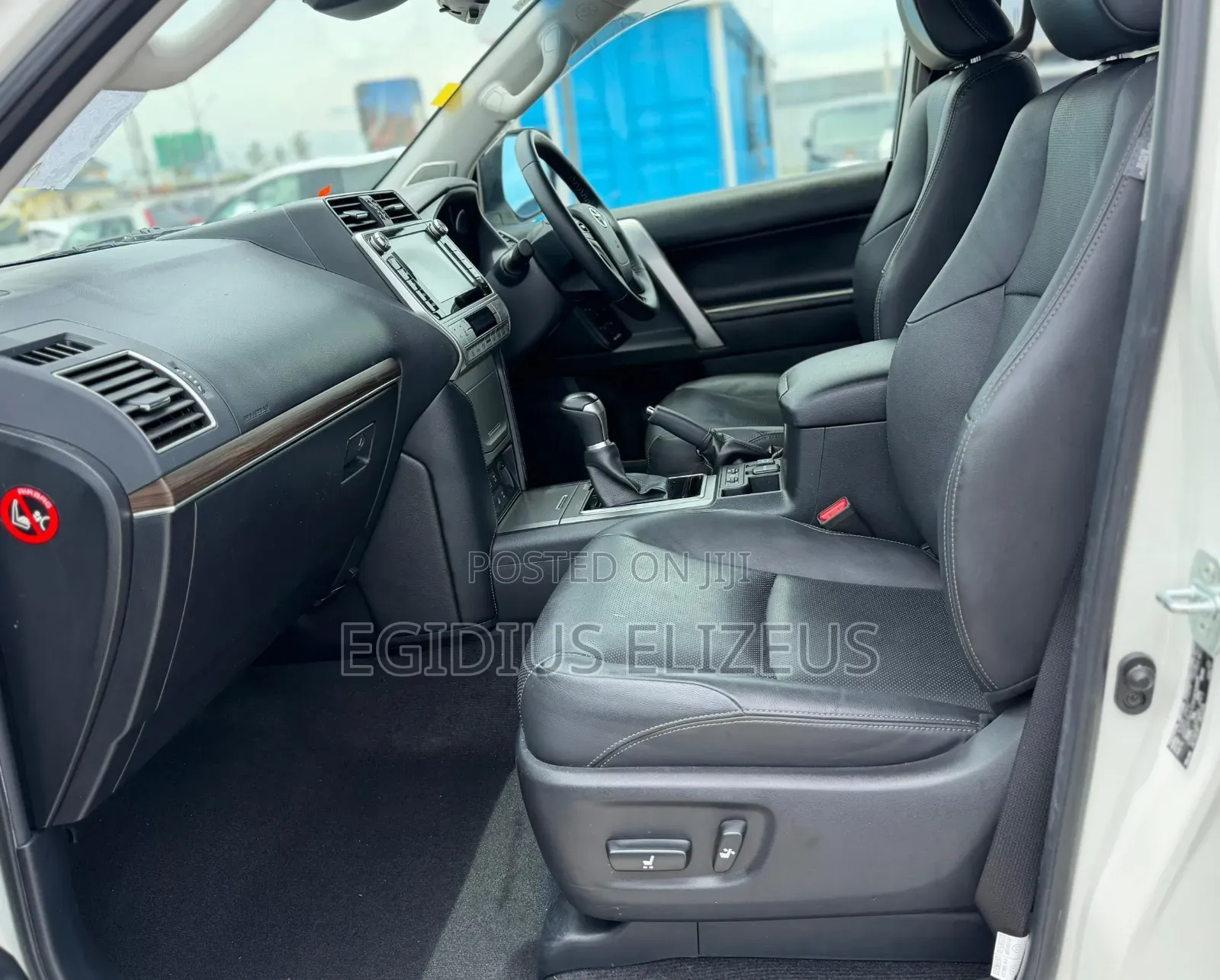 Toyota Land Cruiser Prado 2019 White