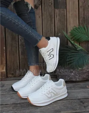 Ladies Sneakers Shoes