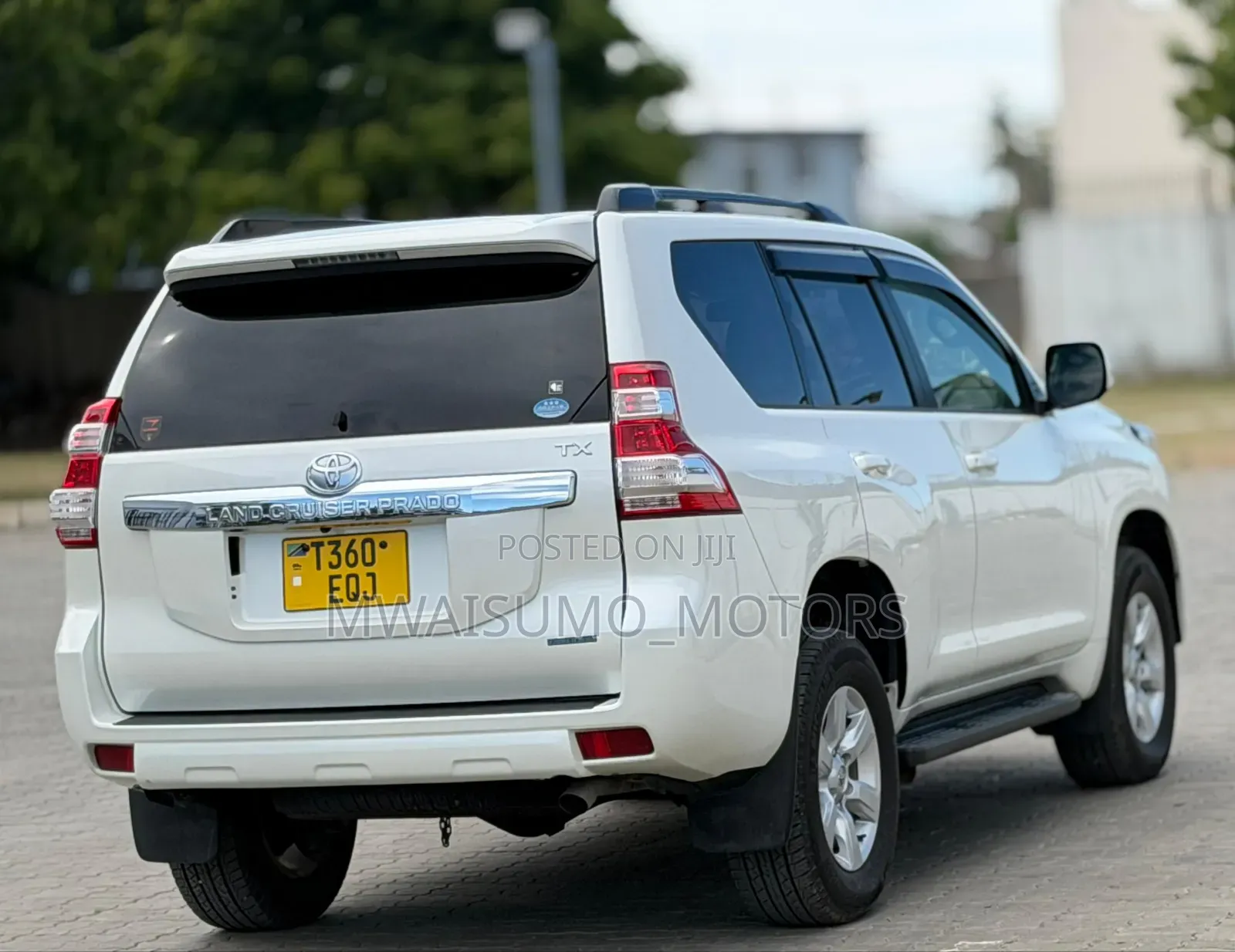 Toyota Land Cruiser Prado 2016 Off white