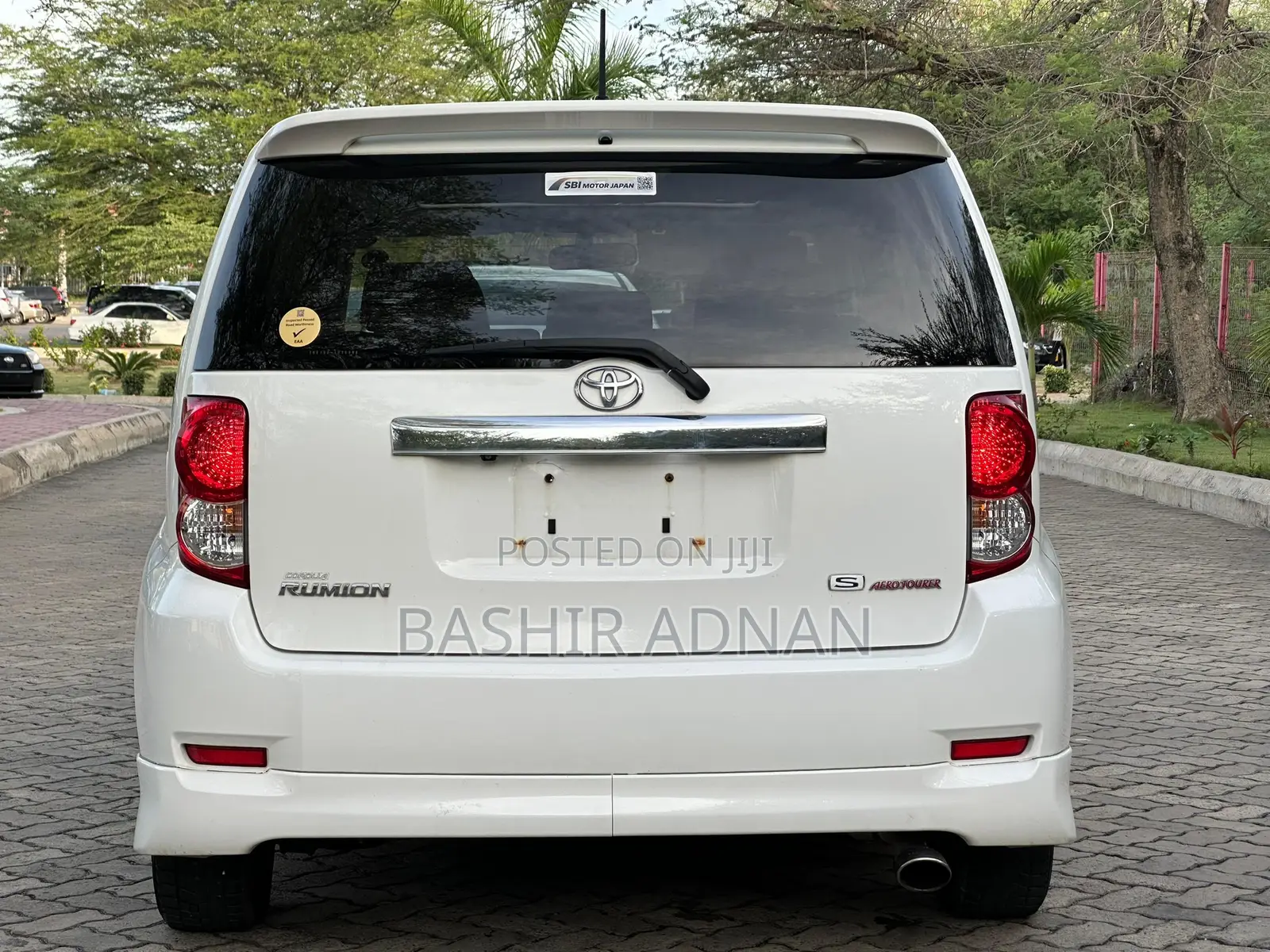 Toyota Corolla Rumion Hatchback 1.8 FWD 2009 White